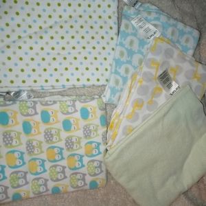 Receiving blankets set